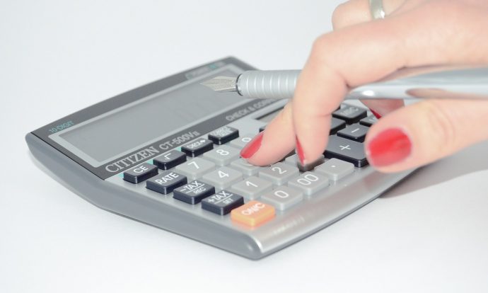 calculadora impuestos